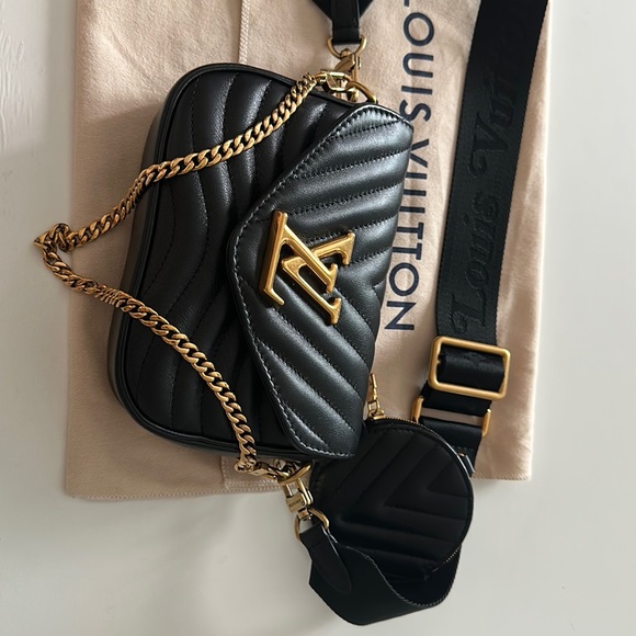 Authentic Louis Vuitton bag - Picture 1 of 8